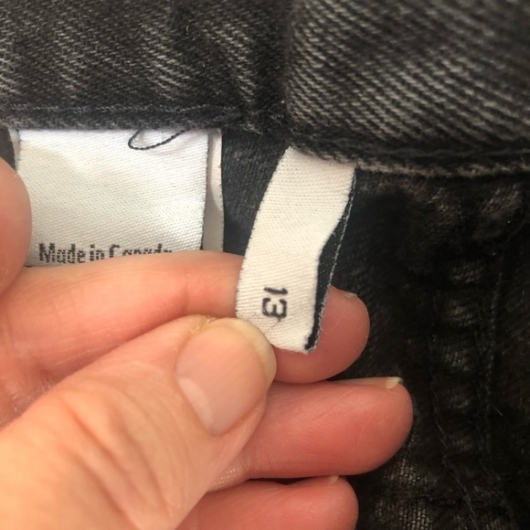 Calvin Klein vintage high rise mom style jeans. - Picture 10 of 13